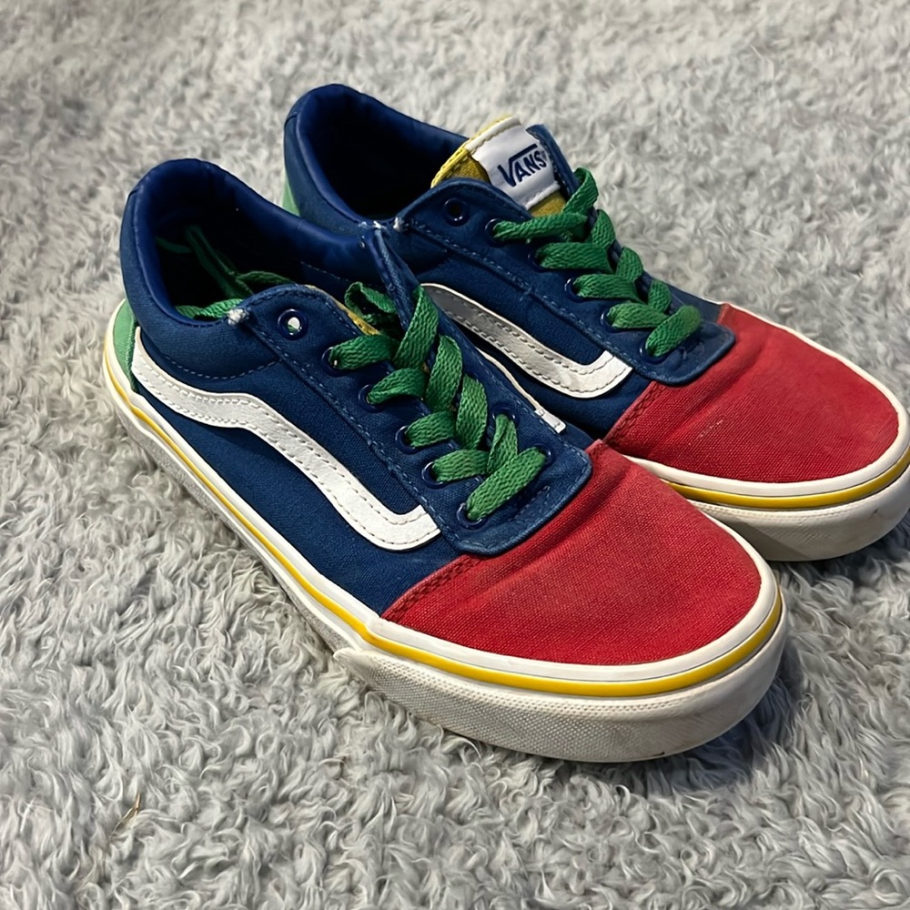 Kids Vans shoes size 3 - Picture 1 of 13
